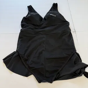 NWT Torrid Black Wireless Short‎ Asymmetrical Swim Dress With Brief Size 2X thumbnail 10