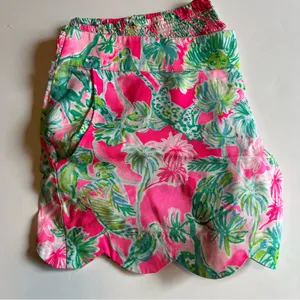 Lilly Pulitzer Pink and Green Floral Scalloped Shorts thumbnail 4