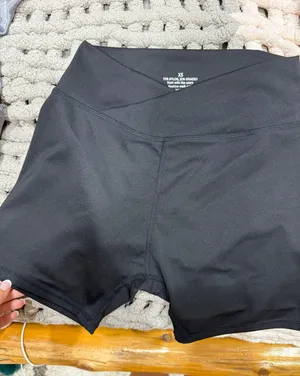 Amazon Cross Over Biker Shorts thumbnail 2