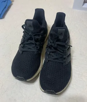 Ultraboost Shoes thumbnail 2