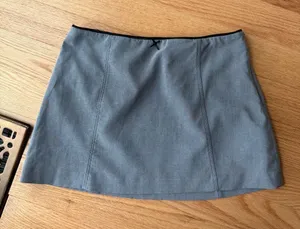 Zara Gray Mini Skirt Size Medium Black Bow Trim Office Siren thumbnail 1