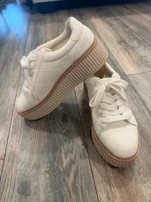 DV by Dolce Vita Platform Sneakers thumbnail 4
