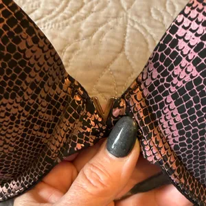 Victoria's Secret 32-D Black and Pink Snake Print Bra thumbnail 2