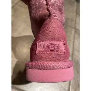 UGG Classic Short Pink Leopard Metallic Boots Womens 5 Sheepskin Lined thumbnail 16