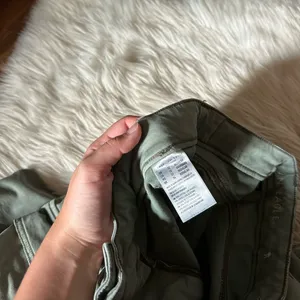 AMERICAN EAGLE Hi-Rise Cargo Jeggings thumbnail 5