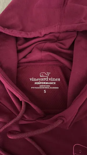 Vineyard Vines Performance Hoodie Athletic Women’s thumbnail 3