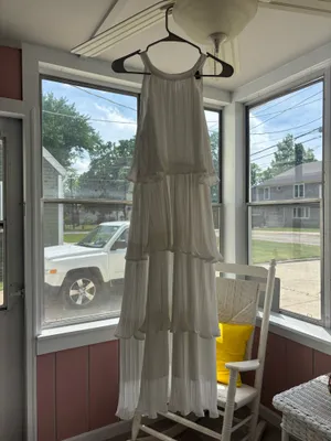 Zesica White Ruffle dress Size M thumbnail 6