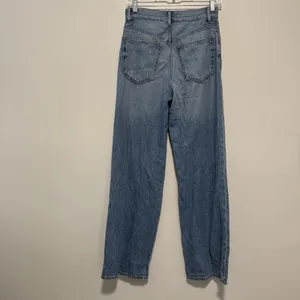 Madewell The Perfect Vintage Wide-Leg Jean in Airy Denim in Northridge Wash Blue thumbnail 5