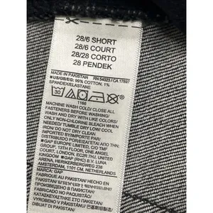 GAP High Rise Stride Fast Stride Black Cuffed Jeans Women’s Size 6 Short thumbnail 11