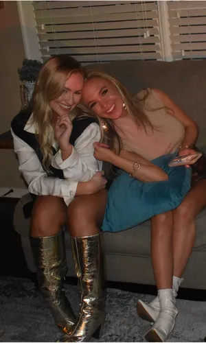 Gold knee high boots Size 8 thumbnail 6
