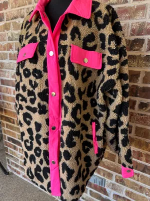 BiBi Leopard Sherpa Jacket Shacket with Neon PINK Trim NEW women’s size LARGE thumbnail 6