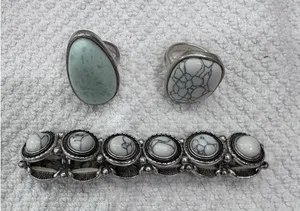 Boho Southwestern Silver Tone Faux Turquoise Marble Ring and Bracelet Set 3pc thumbnail 1