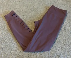 Abercrombie and Fitch purple leggings‎ thumbnail 1