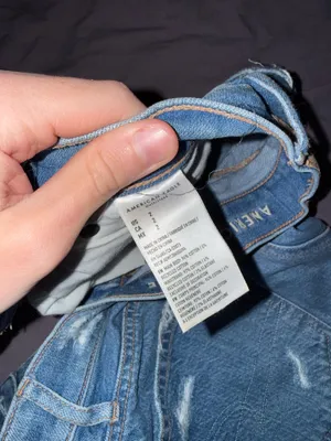 American Eagle Highest Rise 90s Boyfriend Shorts thumbnail 3