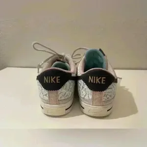 Nike Women’s Court Legacy Serena Williams Design Crew White Sneakers‎ Size 6.5 thumbnail 7