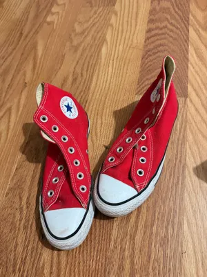 Red Converse High-Top thumbnail 2
