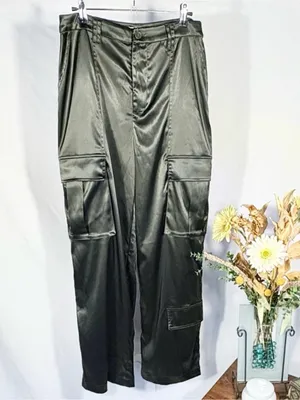 💥NWT REMIx REVOLVE Sydney Satin Cargo Pants Dark Green Utility Luxe Sz M🧡 thumbnail 4