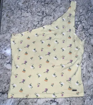 Hollister Yellow Camisole Top, lined. Size M thumbnail 1