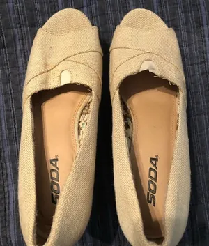 Soda high heels wedge size 7.5 - 8.5 thumbnail 1
