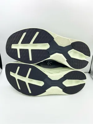 On Cloud Eclipse women’s running sneakers Size 8.5 gray/green Black thumbnail 7