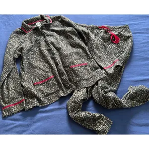 Anne Klein Womens Leopard Print Fleece Pajama Set Large Brown Red Trim L 14-16 thumbnail 4