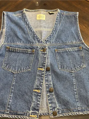 Vintage G.H. Bass & Co. Medium Blue Denim Vest with Front Pockets thumbnail 7