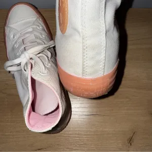Women’s Chuck Taylor All Star Hi White‎ Cherry Blossom Rare Size 7.5 thumbnail 10