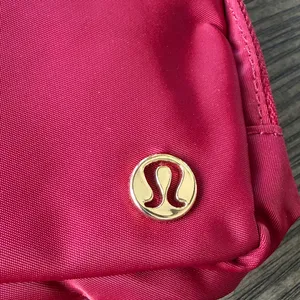 Lululemon Everywhere Belt Bag 1L NWT thumbnail 2