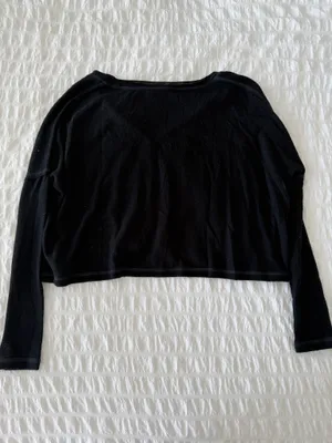 Urban Outfitters Sweater thumbnail 3