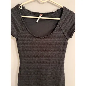 Free People Mini‎ Dress Women Medium Black Textured Ruffle Hem Boho Scoop Neck thumbnail 2