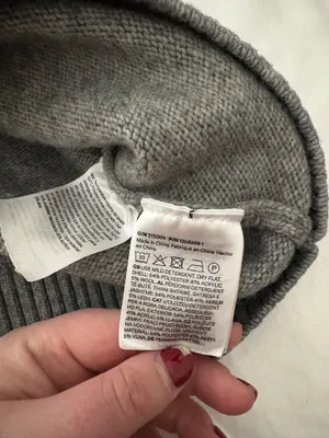 H&M V Neck Sweater  thumbnail 7