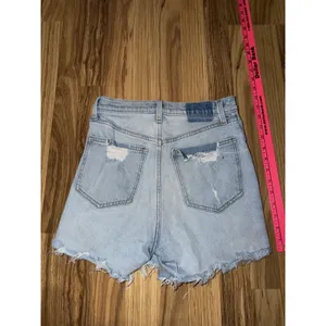 Abercrombie & Fitch Juniors Sz 2 26 High Rise Mom Shorts Curve Love Distressed thumbnail 4