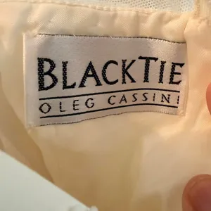 Vintage Oleg Cassini Black Tie Ivory Beaded Formal Gown Size 14 Sweetheart Neck thumbnail 6