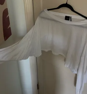 Urban Outfitters Top Long Sleeve Cropped thumbnail 1