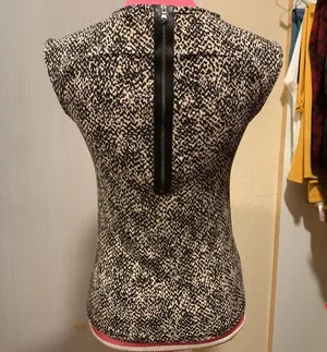 Ann Taylor twist front blouse size S thumbnail 7