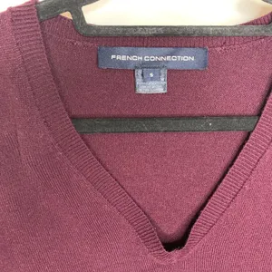 French Connection Burgundy V Neck Sweater Asymmetric Hem Sz Small thumbnail 8