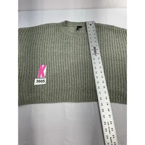Womans Moon & Madison Medium Green Knit Pull Over Crew Neck Over Size Sweater thumbnail 7