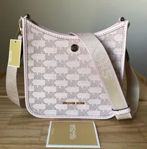 Purse thumbnail 1