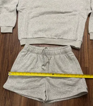 Alo Accolade Set Gray Large Crewneck + Shorts thumbnail 10