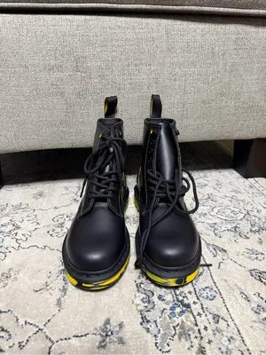 Dr Martens 1460 Marbled Sole Smooth Leather Lace Up Boot thumbnail 4