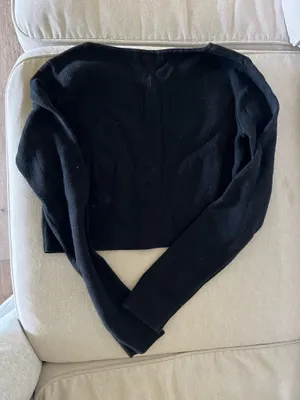 Brandy Melville sweater  thumbnail 3