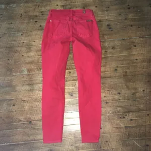 7 for All Mankind red slim size 25 topped jeans thumbnail 4