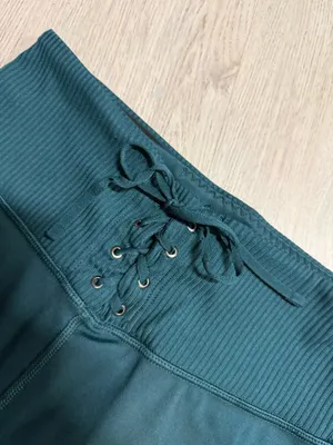Victoria’s Secret leggings thumbnail 4