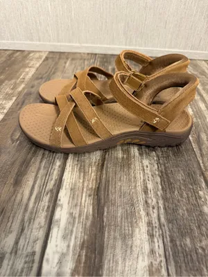 Skechers Women’s Brown Suede Strappy Outdoor Sandals Size 8.5 thumbnail 9
