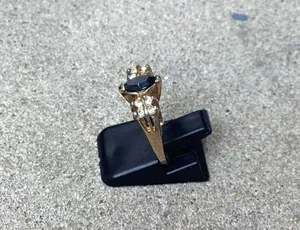 Gold toned and Blue Women's Ring Size 6 thumbnail 2