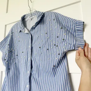 Dizzylizzy Pearl Button Front Shirt thumbnail 5