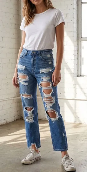 American Eagle High Rise Distressed Mom Jean Size 2 thumbnail 1