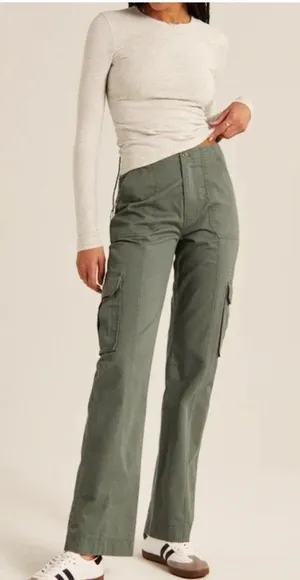 NWT Abercrombie & Fitch High Rise 90s Utility Cargo Pant Green 29/8 Short thumbnail 1