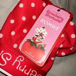 Strawberry Shortcake Pajama Set NWT Size L thumbnail 4