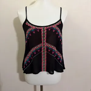 Charlotte Russe Cami Top Size Medium Black Embroidered Boho Sleeveless Summer thumbnail 2